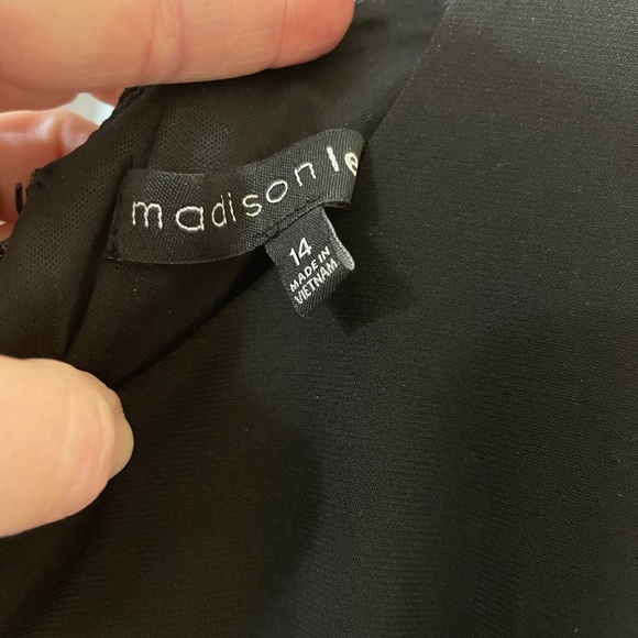 Size 14 black and gold dress NWT - Picture 7 of 7